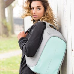 BOBBY COMPACT בובי קומפקט צבע מנטה