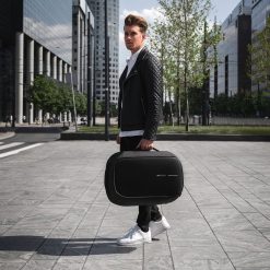 גם לי יש תיק בובי דאפל