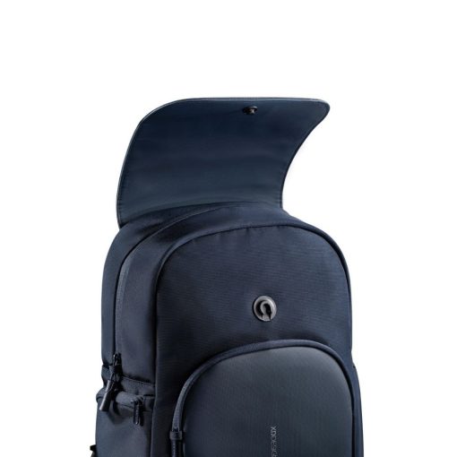 XD DESIGN Soft Daypack, navy תיק גב מעוצב למחשב נייד, תיק גב כחול, תיק גב למחשב נייד, תיק גב מרופד, תיק גב גדול, תיק גב עם המון תאים, תיק גב ללימודים, סוואג לעסקים, מתנה לעובדים, תיק גב מעוצב, תיק גב ללפטופ, תיק גב עם המון תאים, תיק אקסדי דיזיין, תיק גב נגד גניבות