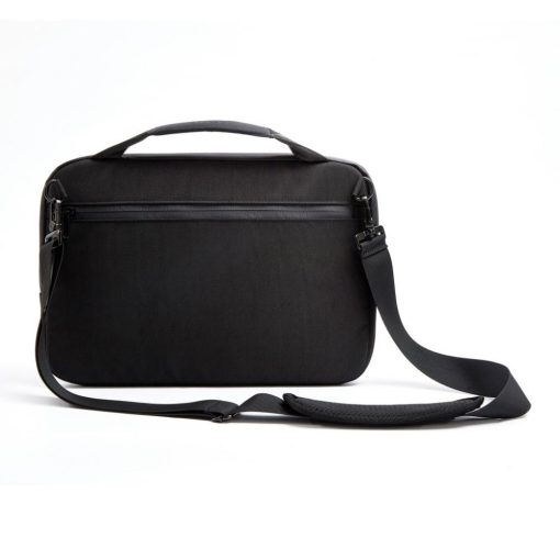 XD Design _ Laptop Bag, black - תיק צד למחשב נייד, תיק צד שחור למחשב, תיק צד אלגנטי למחשב נייד, תיק צד למחשב נייד למנהלים, תיק צד עשוי חומרים ממוחזרים, תיק צד אקסדי דיזיין, מתנה לעובדים, מתנה למנהלים, תיק צד שחור